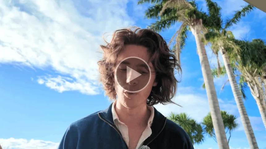 Video Play